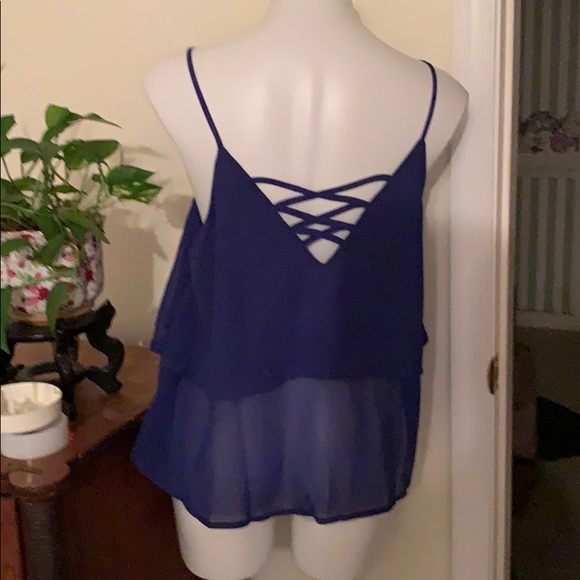 Top - Picture 2 of 2